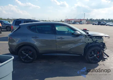 2024 Dodge Hornet R/T Plus Eawd z USA, uszkodzony, nr VIN ZACPDFDW7R3A29062